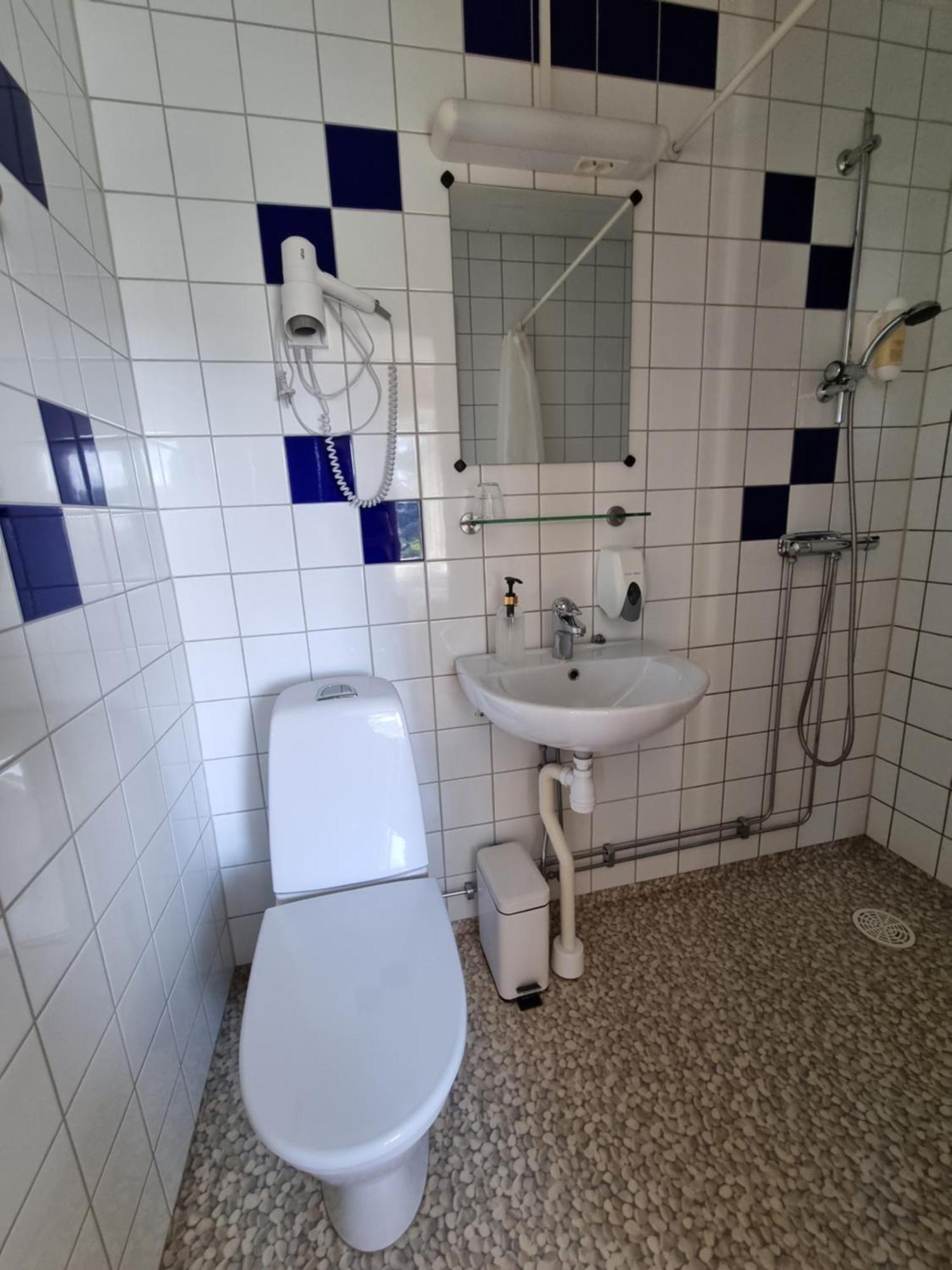 Hotell Zlafen Bed And Breakfast Карлскуґа Екстер'єр фото
